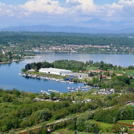 Hotel Houseboat Noemi Yacht Club Marina Di Verbella Lisanza Zewnętrze zdjęcie