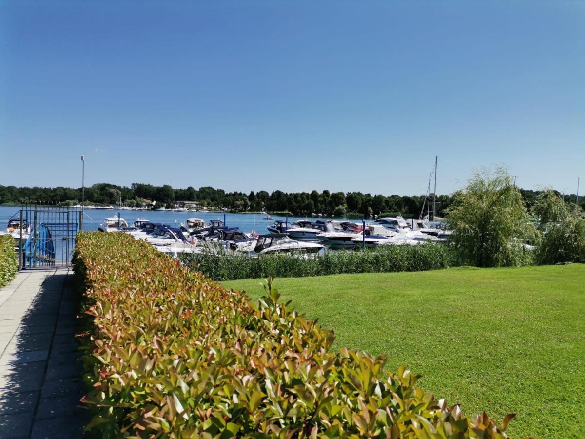 Hotel Houseboat Noemi Yacht Club Marina Di Verbella Lisanza Zewnętrze zdjęcie