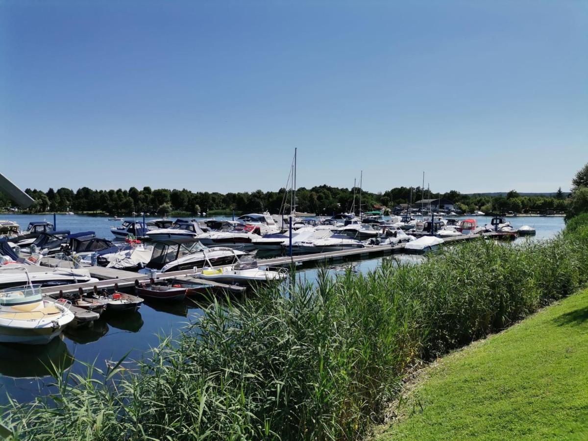 Hotel Houseboat Noemi Yacht Club Marina Di Verbella Lisanza Zewnętrze zdjęcie